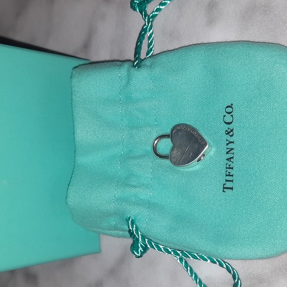 SOLD Tiffany & Co. Mom Heart Lock Pendant - Picture 5 of 6